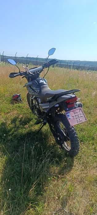 Spark 200 D4 сірий