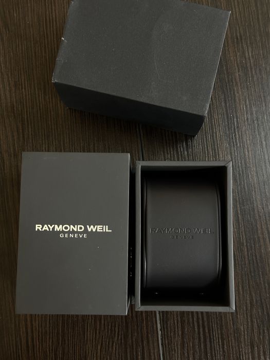 Часы Raymond Weil Maestro Automatic Black 2837-STC-00208