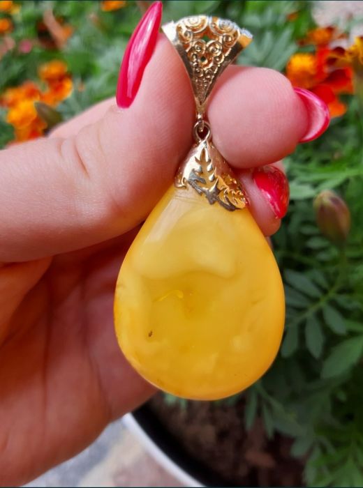 Wisior z bursztynem baltyckim- Srebro 925