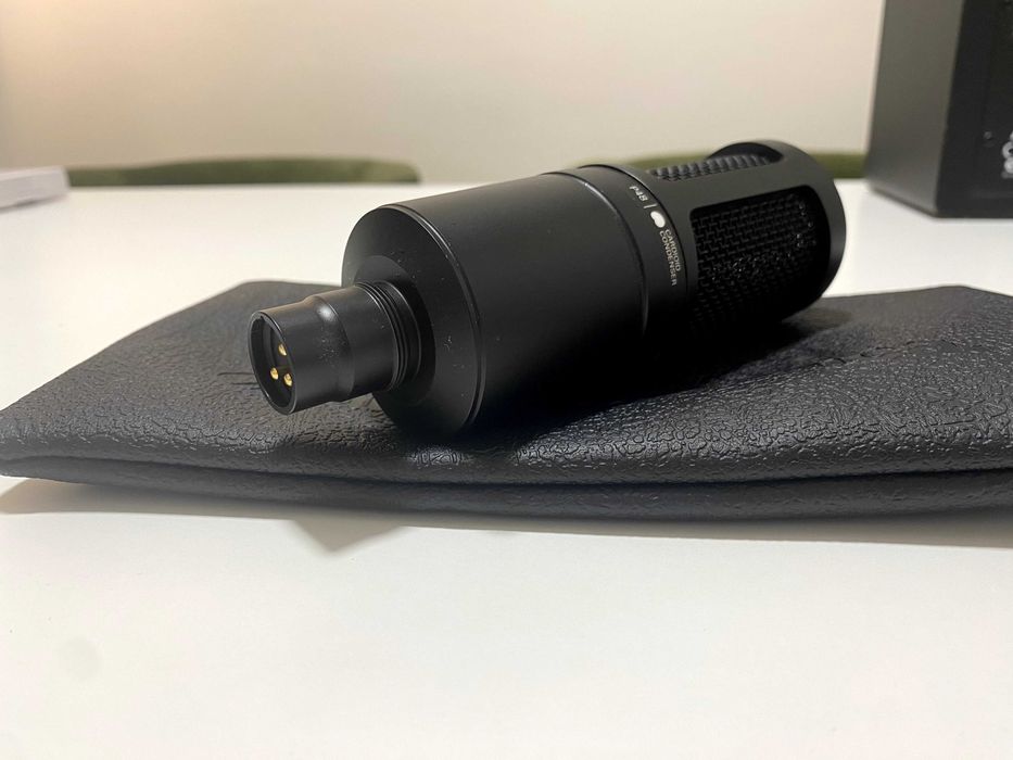 Microfone Audio-Technica AT2020 + Suporte