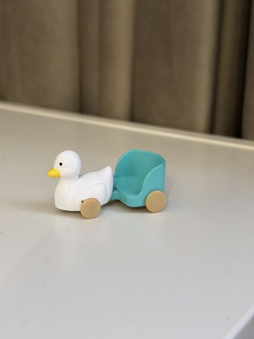 фігурка їжачка Sylvanian Families.