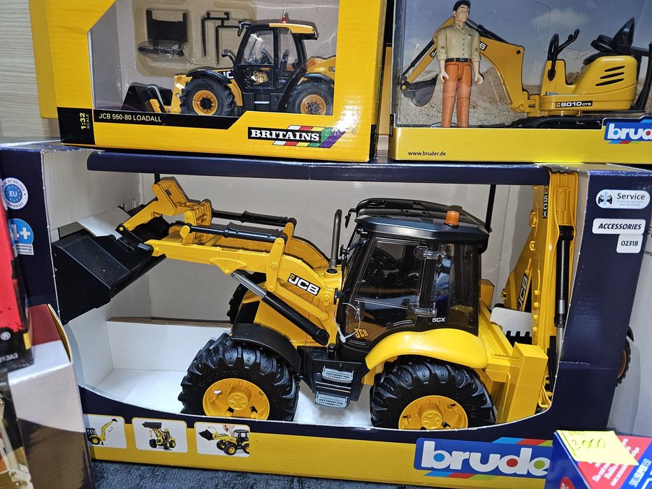 Продам(колекційні) іграшки JCB