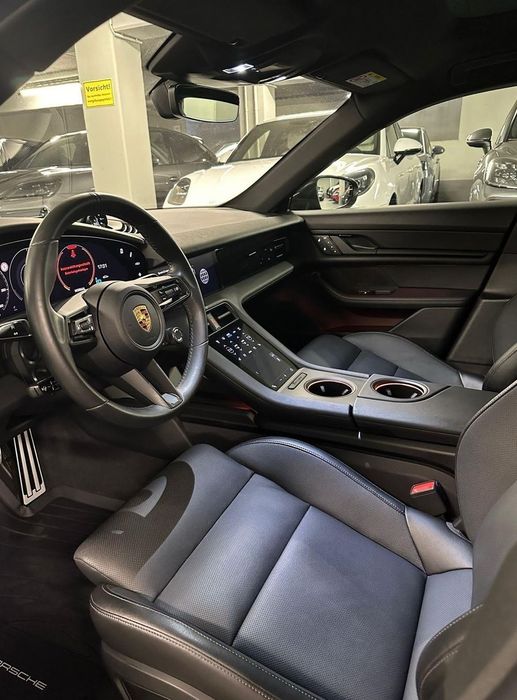 Porsche Taycan 4S