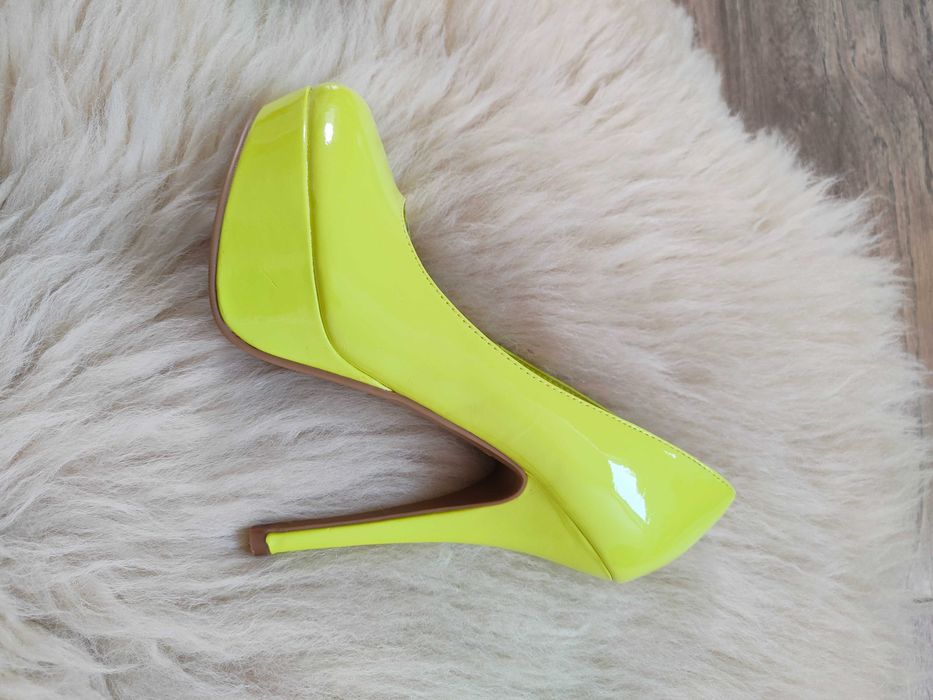 Neonowe szpilki Buty New Look Platformy 37 Żółte