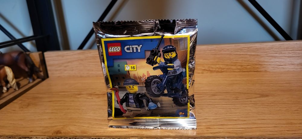 Lego City 952211 Policjantka plus złodziej saszetka z klockami