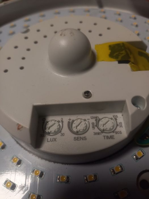 Lampa sufitowa led czujnik ruchu