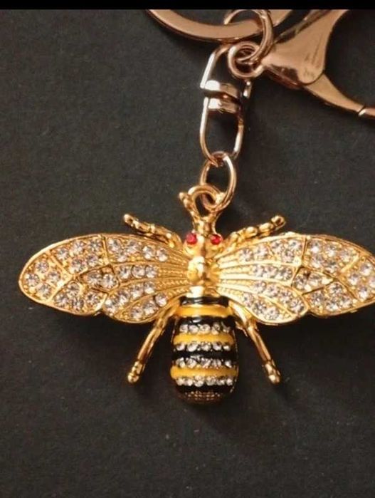 Śliczny brelok breloczek, pszczoła