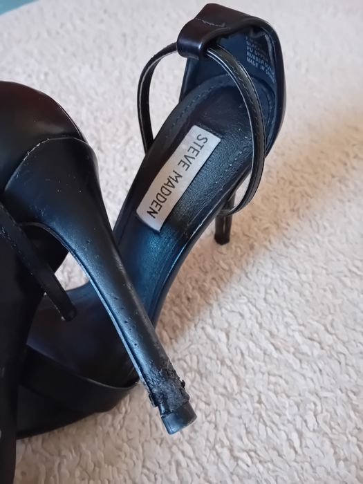 Czarne szpilki Steve Madden