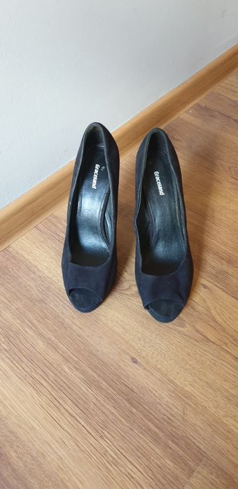 Buty na wysokim obcasie