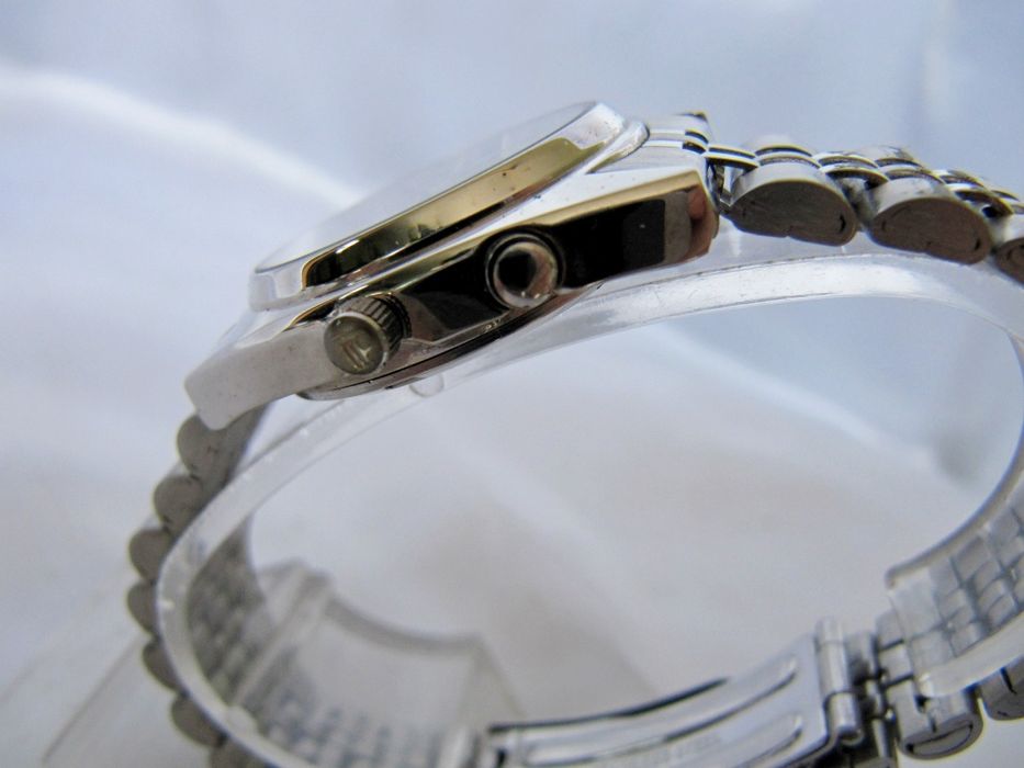 Часы Philip Persio Сингапур новые, кварцевые, женские