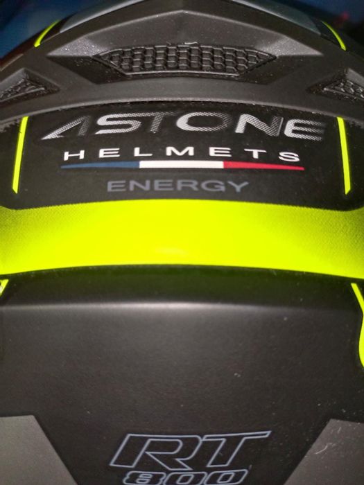 Capacete Astone Helmets praticamente novo