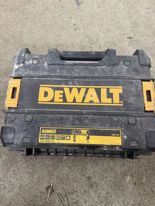 Młotowiertarka dewalt na gwarancji!