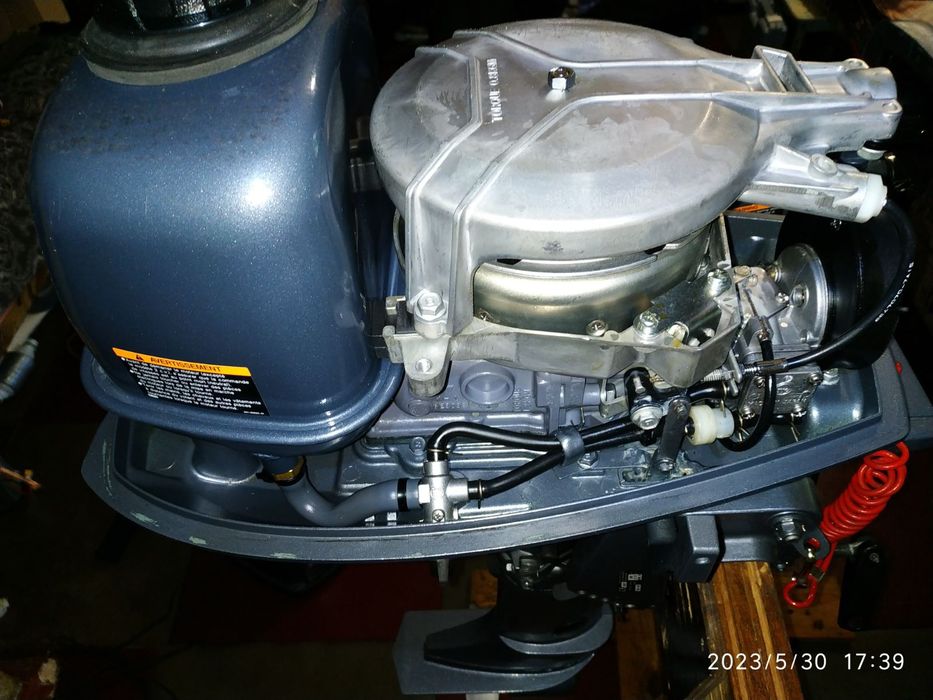 Комплект Риболова! Човен та Мотор