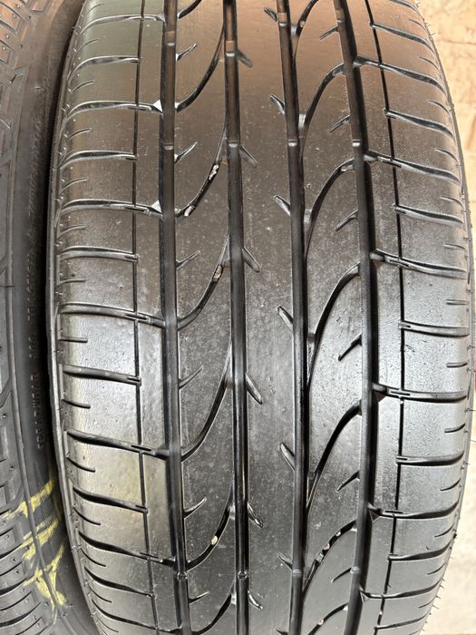 Пара літніх шин 225/45R19 Bridgestone