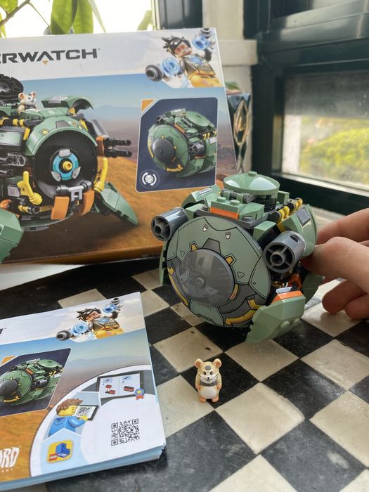 LEGO Overwatch 75976 Wrecking Ball Completo