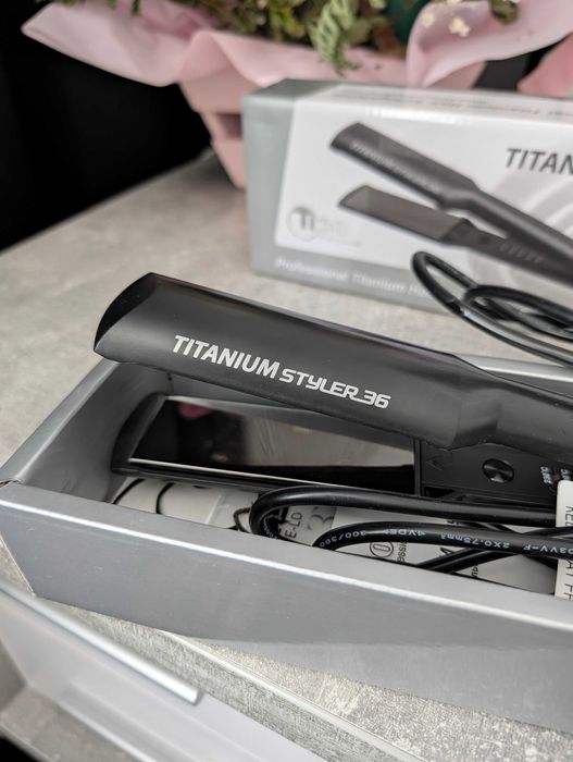 Новий Випрямляч для волосся Tico Professional Titanium Styler 36