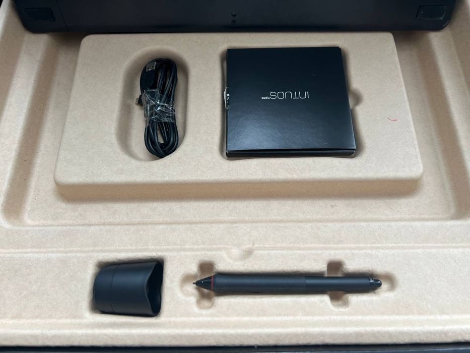 Wacom intuos pro large