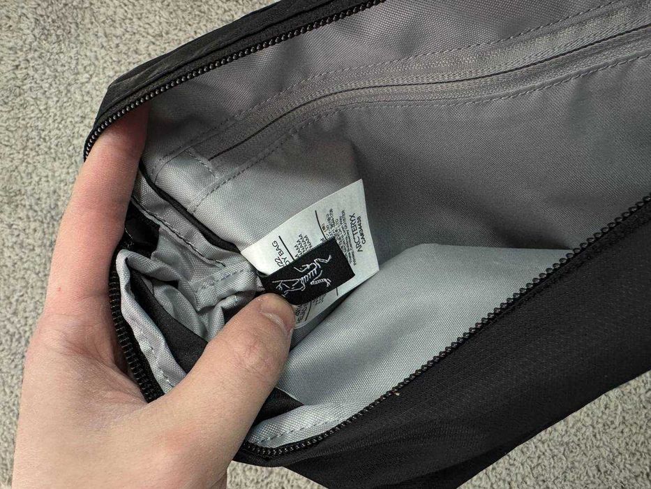 Нейлоновая сумка Arcteryx
