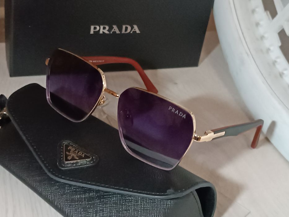 Брендові жіночі окуляри Prada. Нові