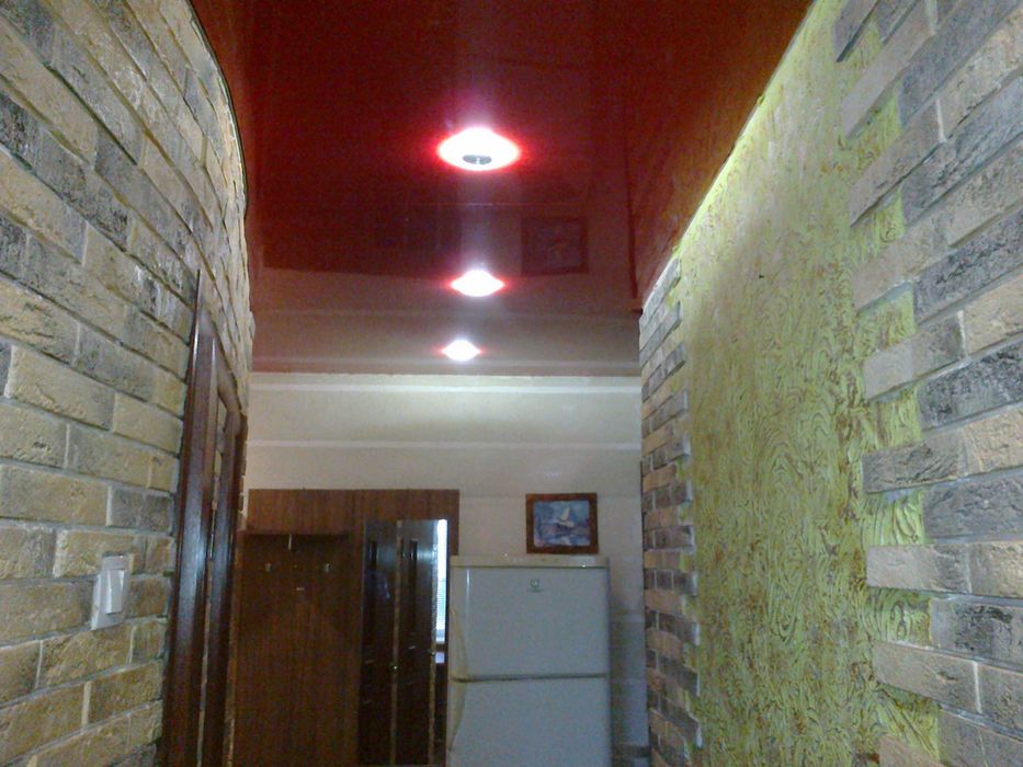 ЗДАМ красиву 2 Кім.Кв(Сучас.РЕМОНТ)Меблі,Пральна,Холодильк)Світло 24-7