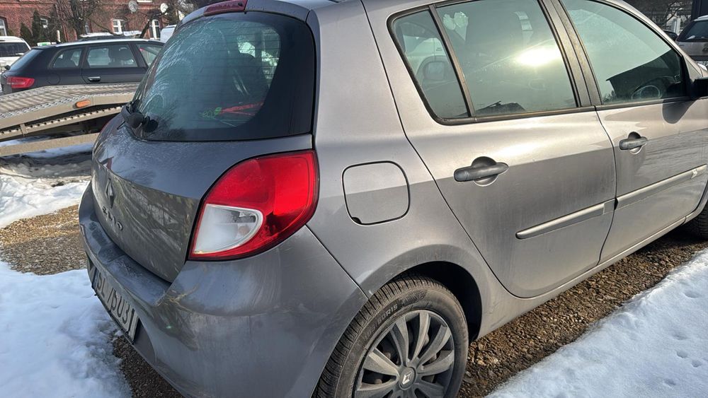 Renault Clio 3 na części 2009r Diesel 1,5