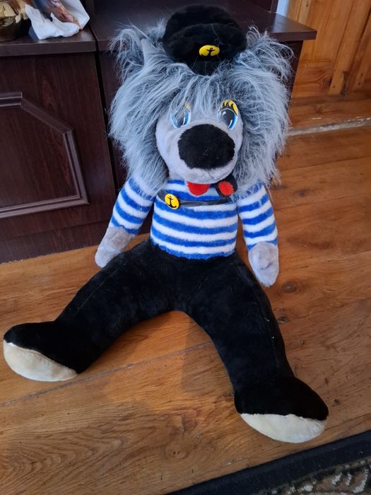 М'яка іграшка з мультфільму