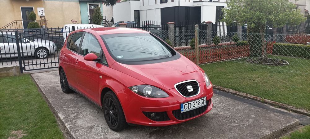 Sprzedam samochód Seat Altea 1.6 benzyna+gaz 2006r przebieg 144000tys km