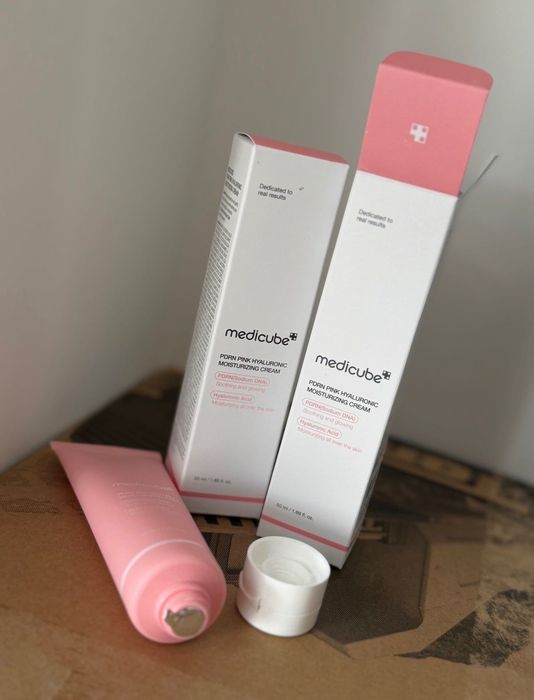 Medicube pink cream зволожуючий крем 50ml