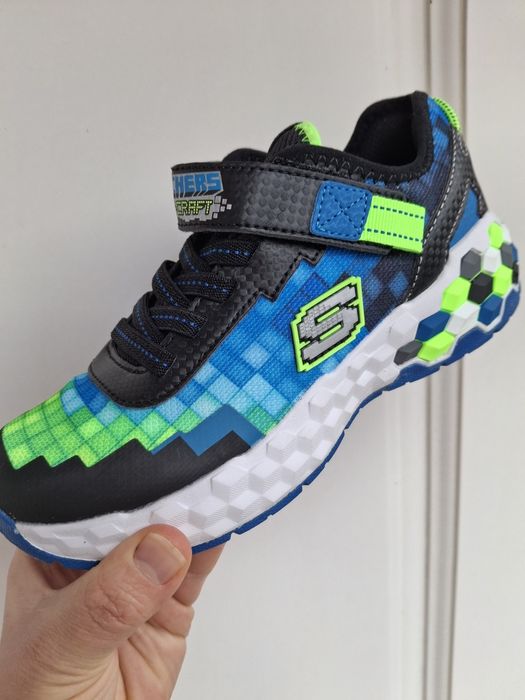 Стильні яскраві кросівки для хлопчика, Skechers 31-33