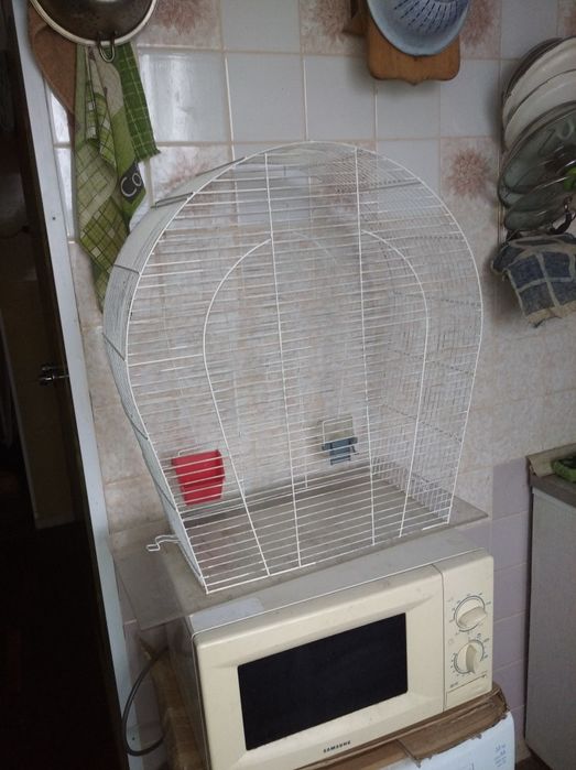 Большая клетка для  птиц