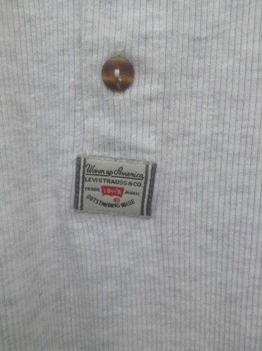 LEVI"S sportow  t-shirt męski, rozm L/X.  50% baw.+ 50% polyester.