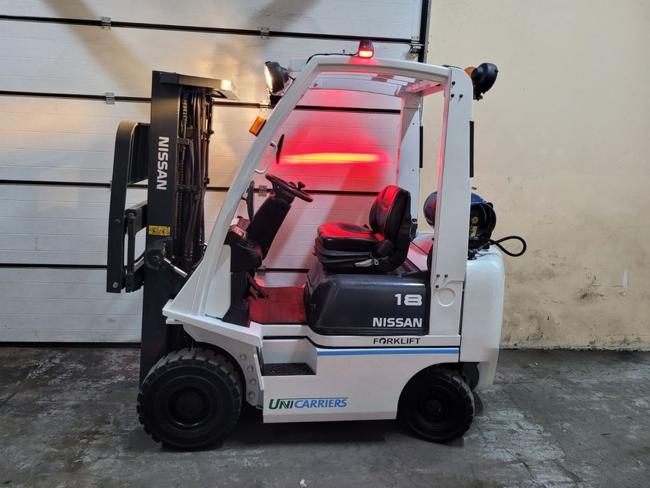 Навантажувач вилковий, газовий 1.8 тонн
Nissan P1D1A18LQ