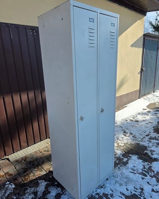 Szafka Przemyslowa Ubraniowa