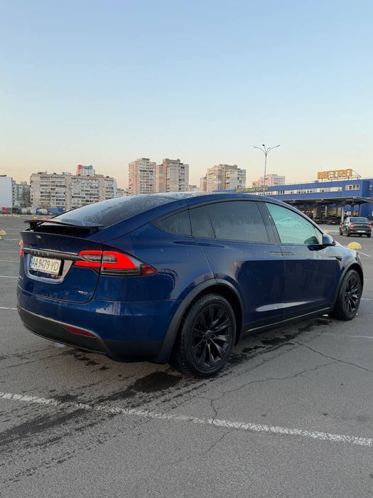 Tesla Model X 2016