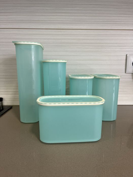 Conjuntos da marca Tupperware
