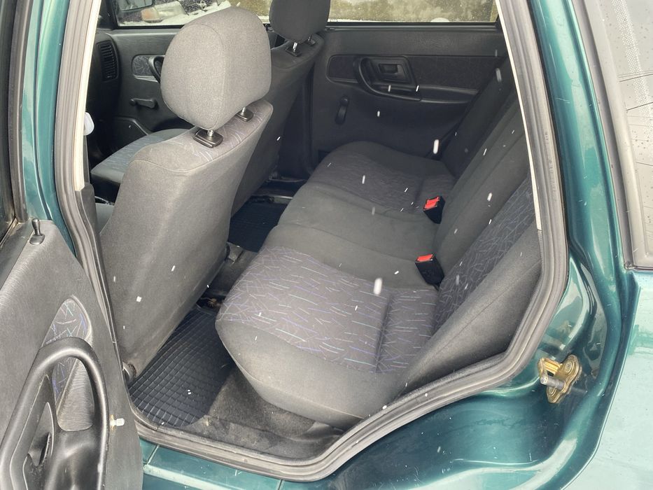 Volkswagen Polo Classic 1.4 бензин 1998 год