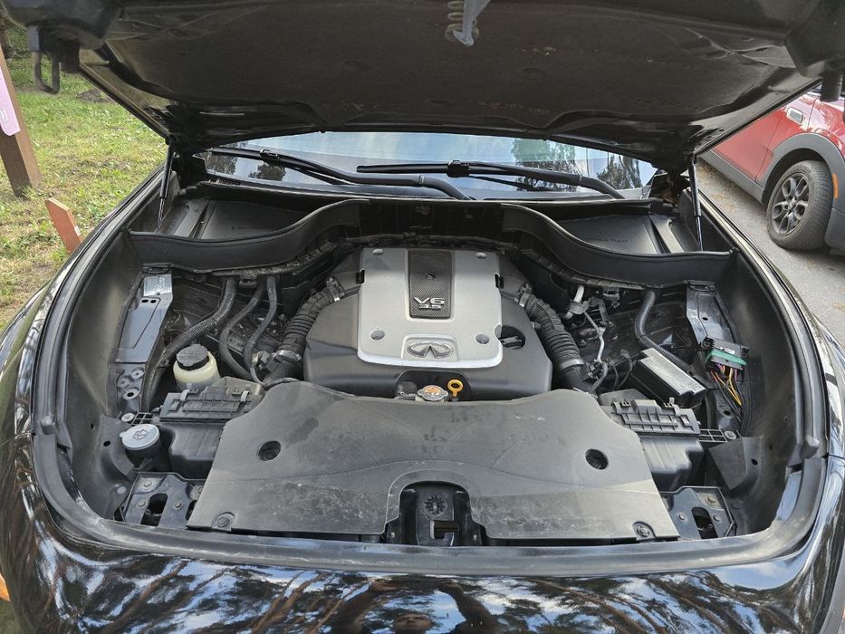 Infiniti S51. FX 35. QX70. FX37