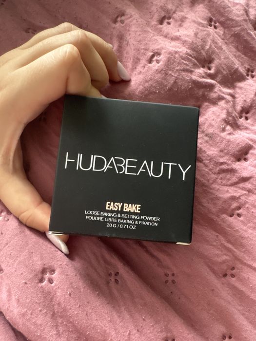 Huda Beauty Easy Bake Loose Powder (Puder sypki)
