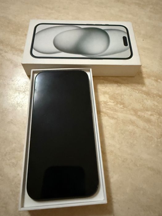 iPhone 15, 128GB