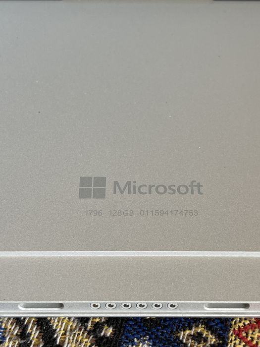 Microsoft surface pro 5