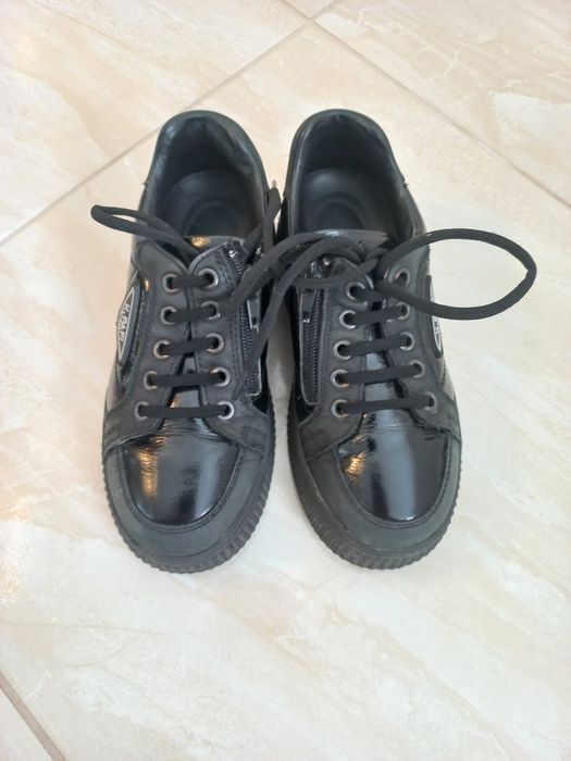 Кросівки для дівчинки