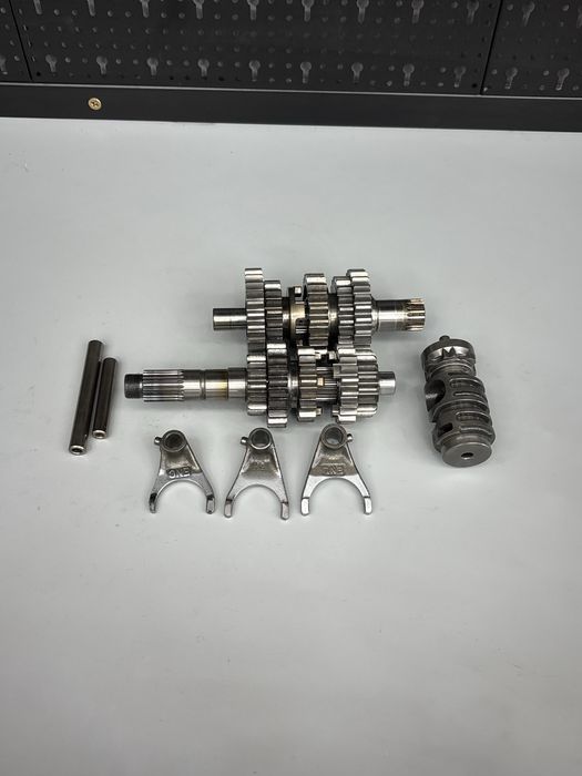 Dawca Częsci HONDA CRF450 R 09-13 Cdi Głowica Skrzynia Kartery Sprzęgł