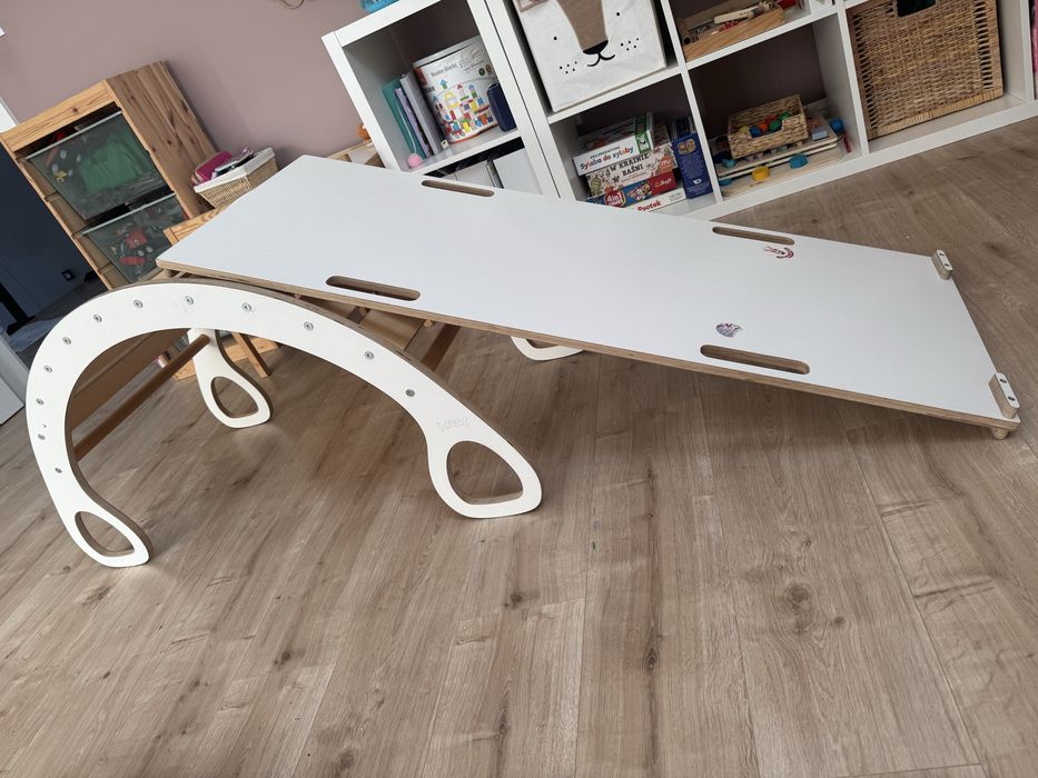 Bujak montesori juupi ze zjezdzalnia