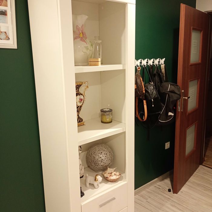 Meble szafa słupek łóżko