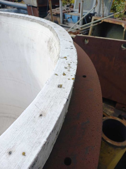 Zbiorniki PTFE teflonowe. Reaktory z fluoroplastu. Mieszalniki PTFE.