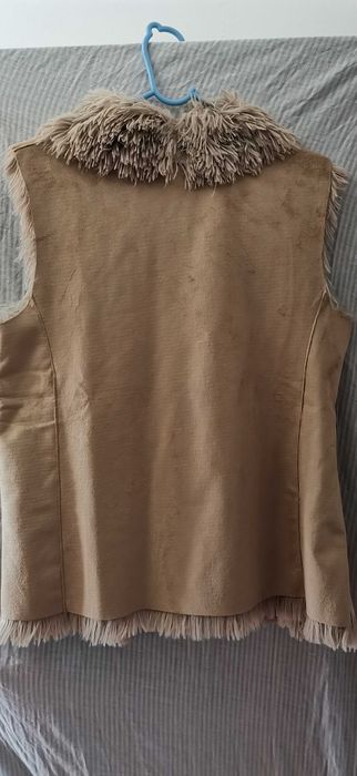 Casaco / Colete em pele de senhora