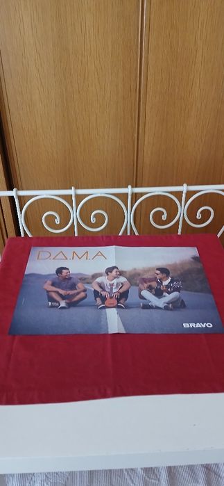 Poster D.A.M.A./Demi Lovato