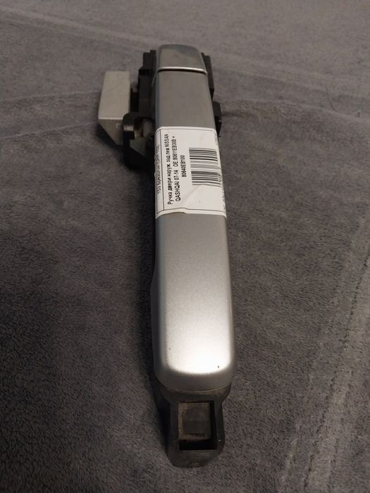 Продам ручку  двері зад левую