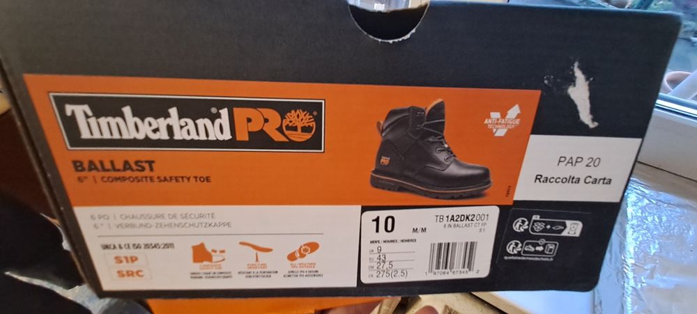 Робочі ботінки з металевим носком фірма Timberland