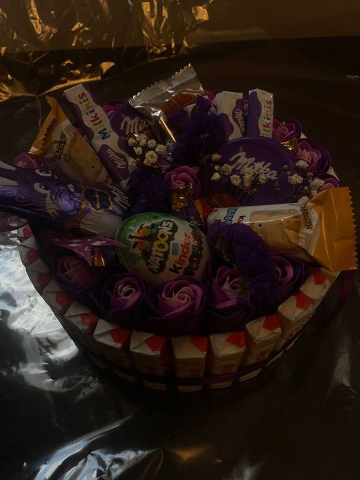 Солодкий букет , можна зробити різне наповнення, та різних розмірів